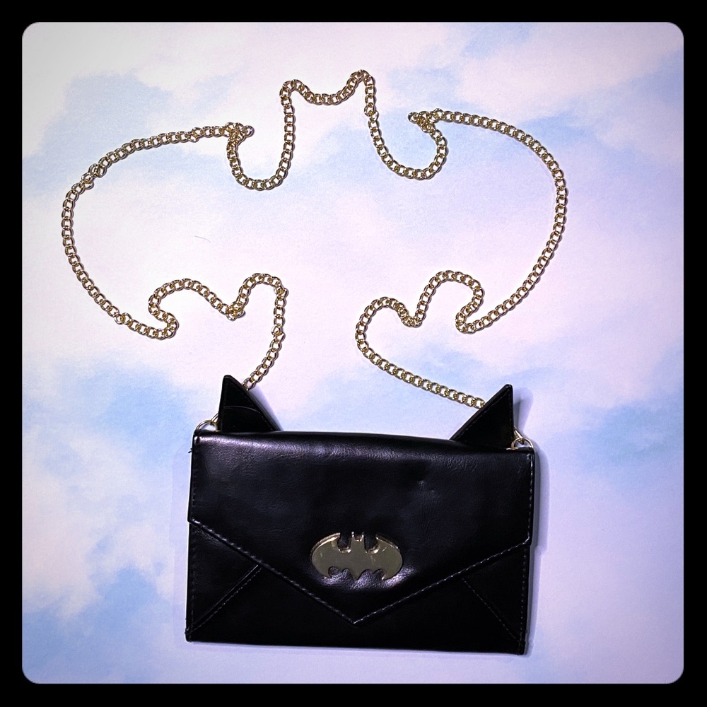 Batman Clutch